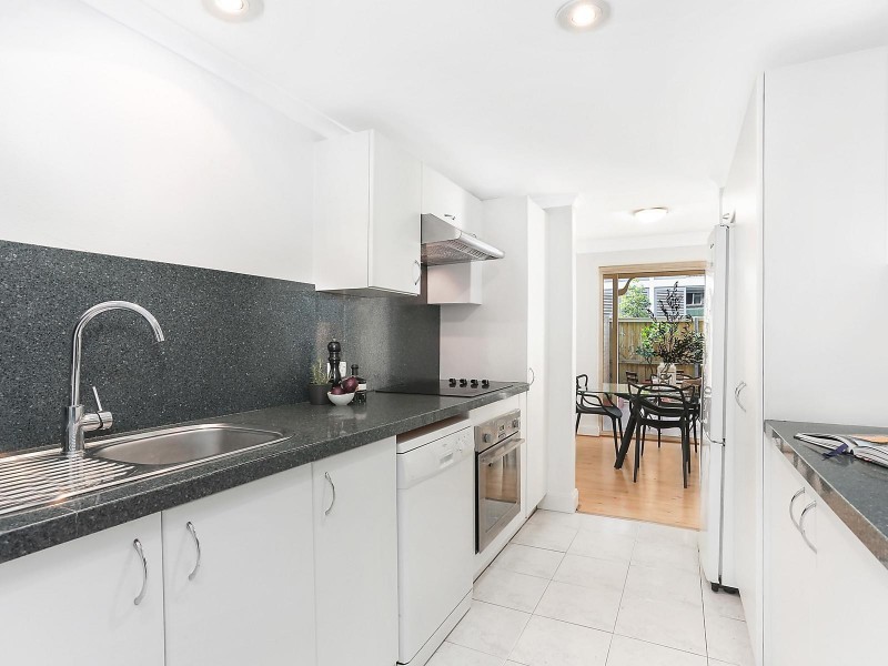 18B Brook Street, Crows Nest NSW 2065