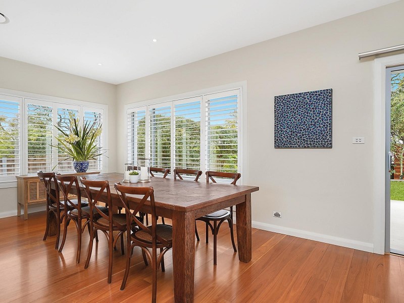 17 Raeburn Avenue, Castlecrag NSW 2068