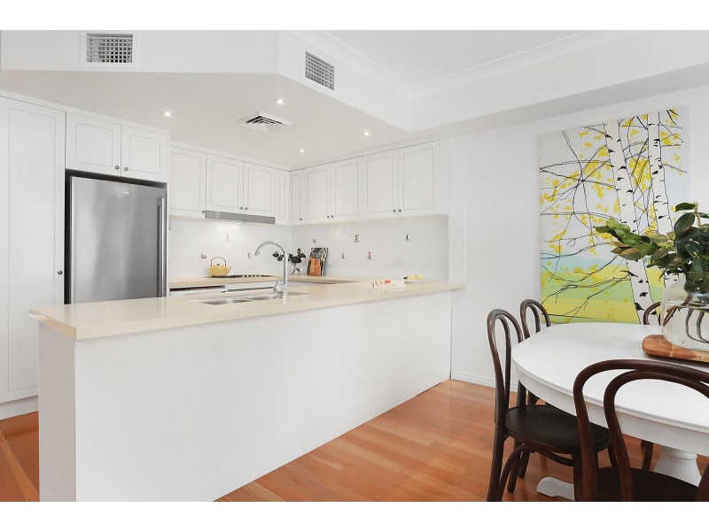 2/23 Park Road, Naremburn NSW 2065