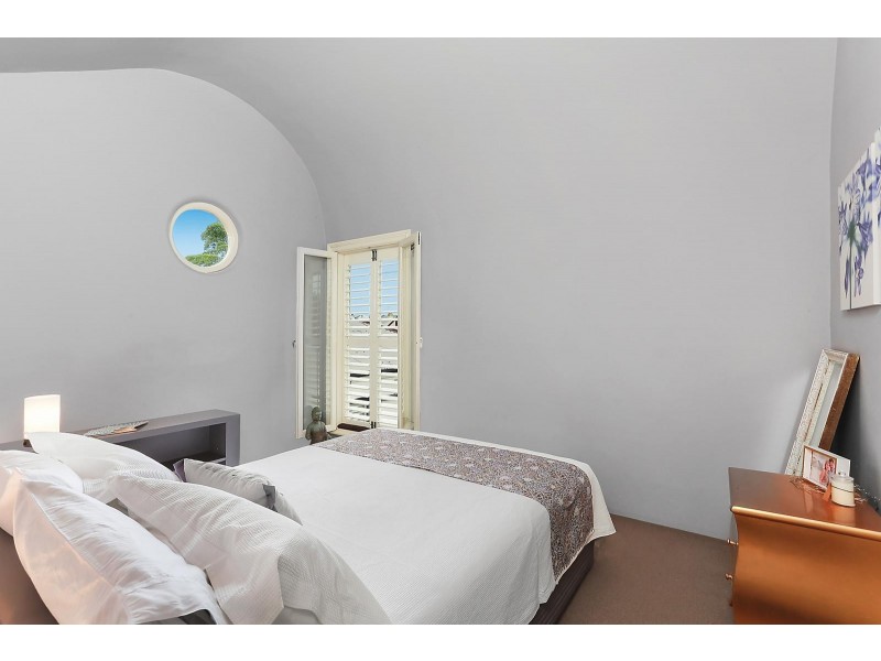 106 Ernest Street, Crows Nest NSW 2065