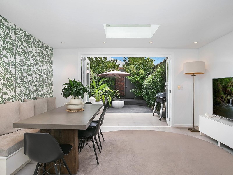 106 West Street, Crows Nest NSW 2065