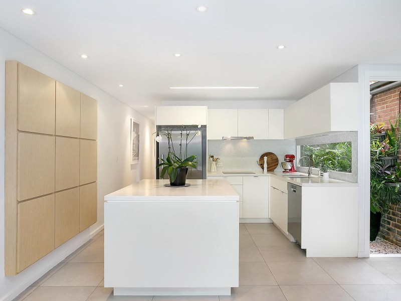 106 West Street, Crows Nest NSW 2065