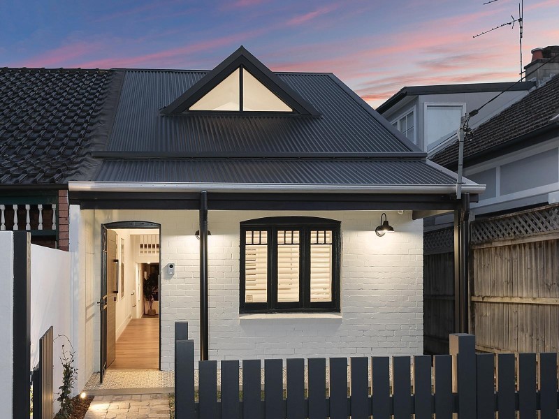 4 Rhodes Avenue, Naremburn NSW 2065