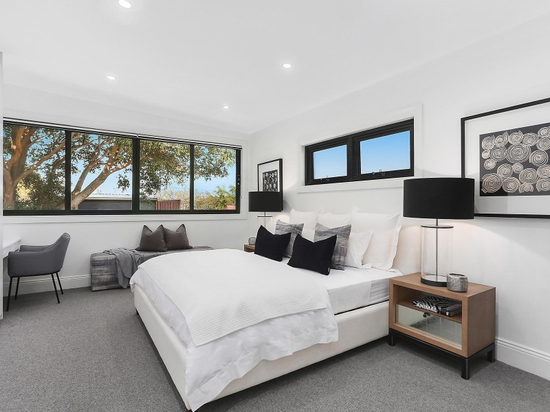 4 Rhodes Avenue, Naremburn NSW 2065