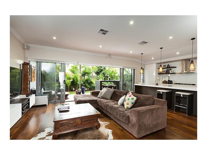 4/27 Napier Street, Ascot QLD 4007