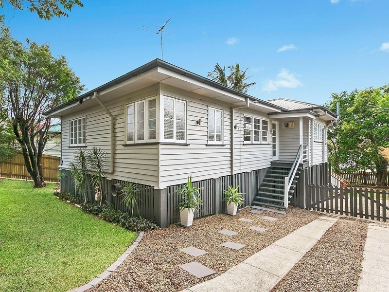 19 Dawson Parade, Keperra QLD 4054