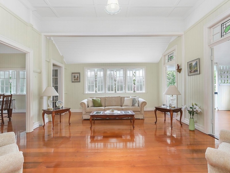 16 Bourne Street, Clayfield QLD 4011