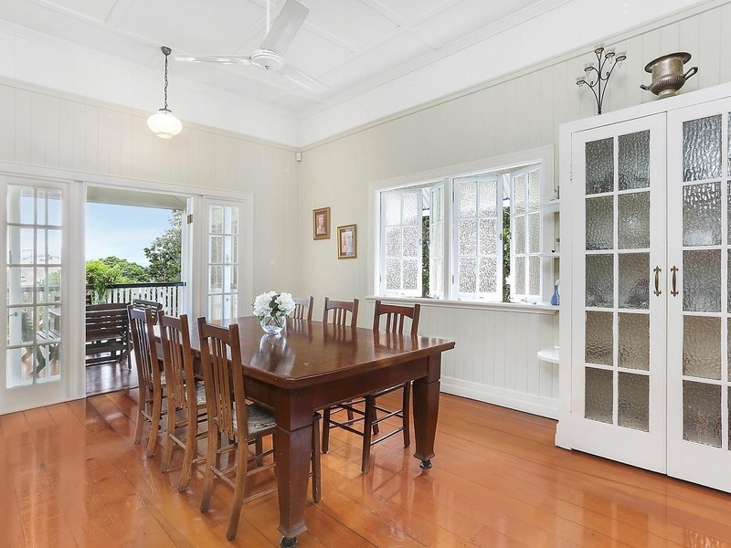 16 Bourne Street, Clayfield QLD 4011