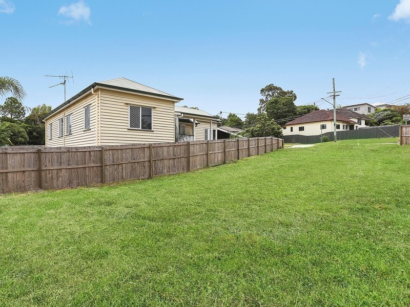 2 Drake Street, Everton Park QLD 4053
