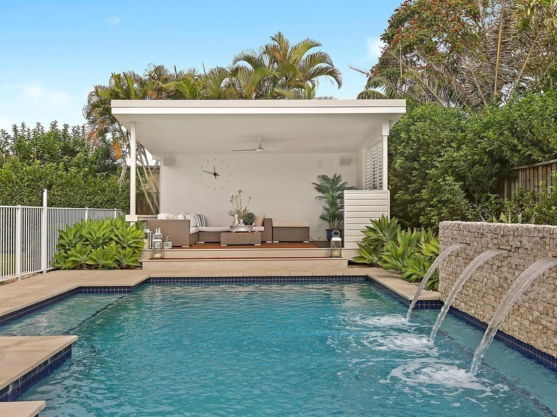 104 Lodge Road, Wooloowin QLD 4030