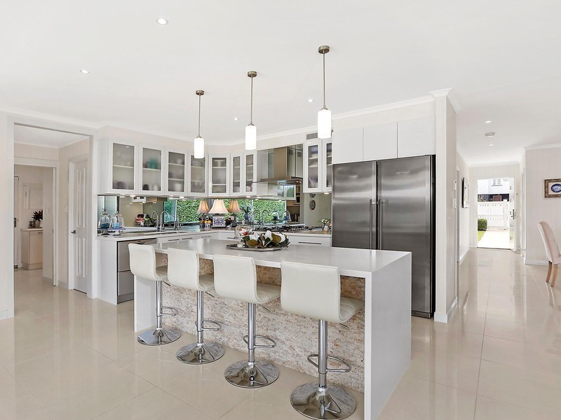 104 Lodge Road, Wooloowin QLD 4030