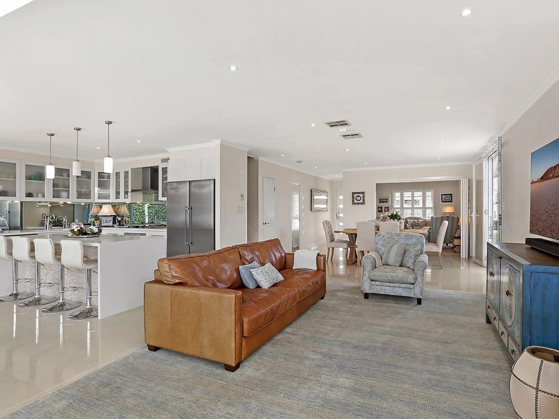 104 Lodge Road, Wooloowin QLD 4030