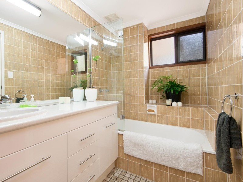 1/24A Crescent Road, Hamilton QLD 4007