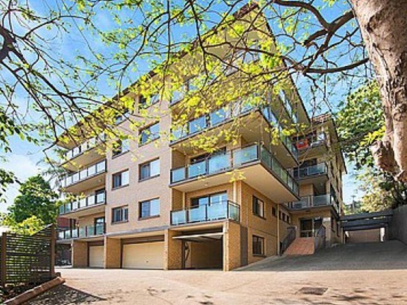 1/24A Crescent Road, Hamilton QLD 4007