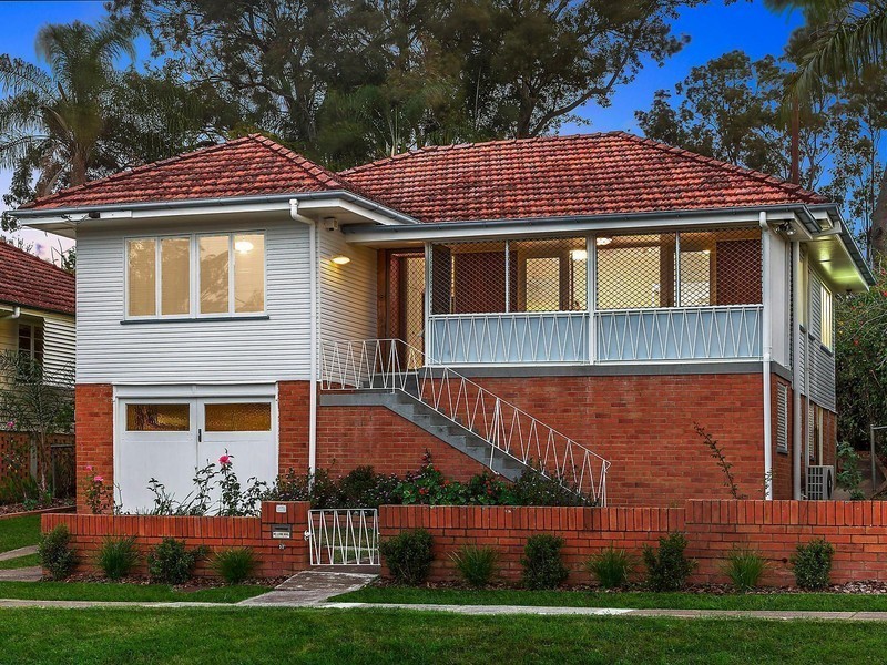 32 Arinya Road, Ashgrove QLD 4060