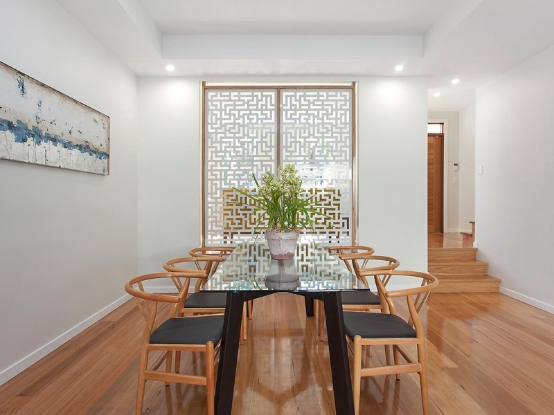 77 Riverview Terrace, Hamilton QLD 4007
