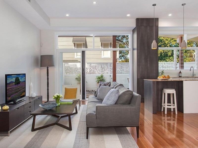 77 Riverview Terrace, Hamilton QLD 4007