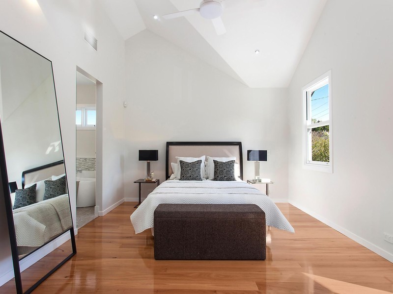 77 Riverview Terrace, Hamilton QLD 4007