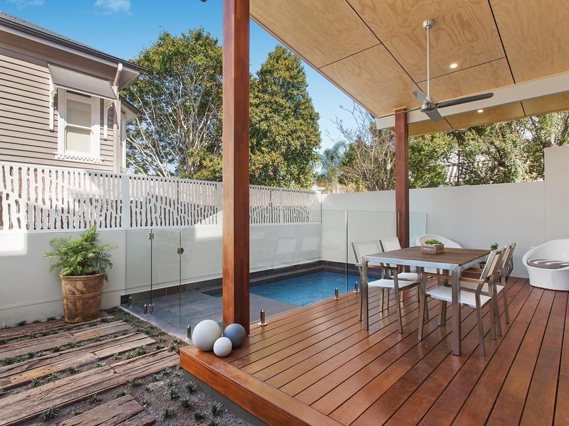 77 Riverview Terrace, Hamilton QLD 4007
