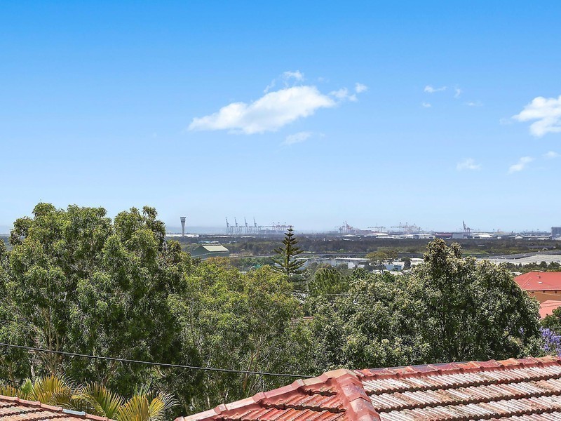 42 Jolly Street, Clayfield QLD 4011