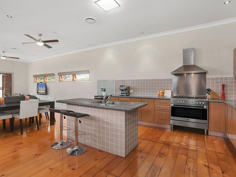 17 Rigby Street, Wooloowin QLD 4030