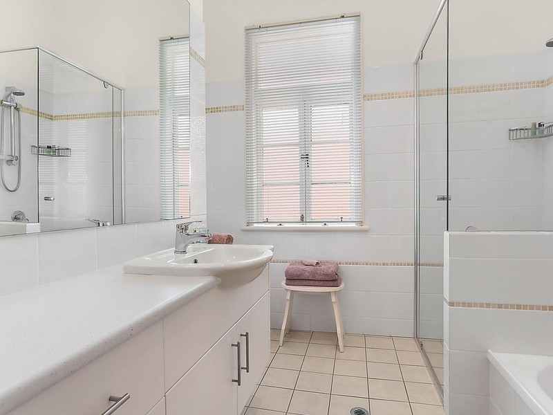 69 Beatrice Terrace, Ascot QLD 4007