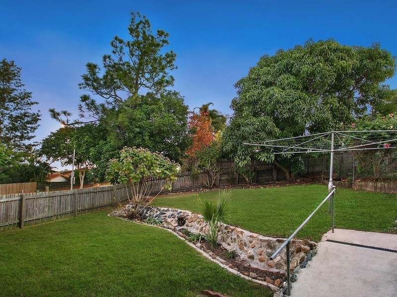 2 Warruga Street, The Gap QLD 4061