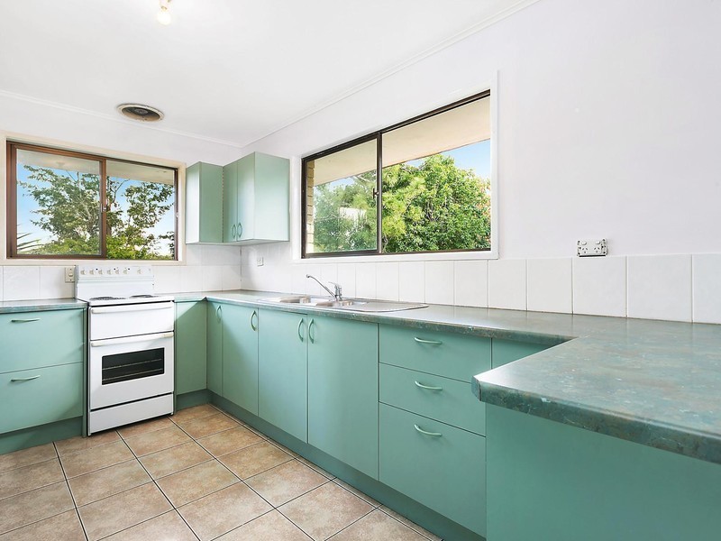 2 Warruga Street, The Gap QLD 4061