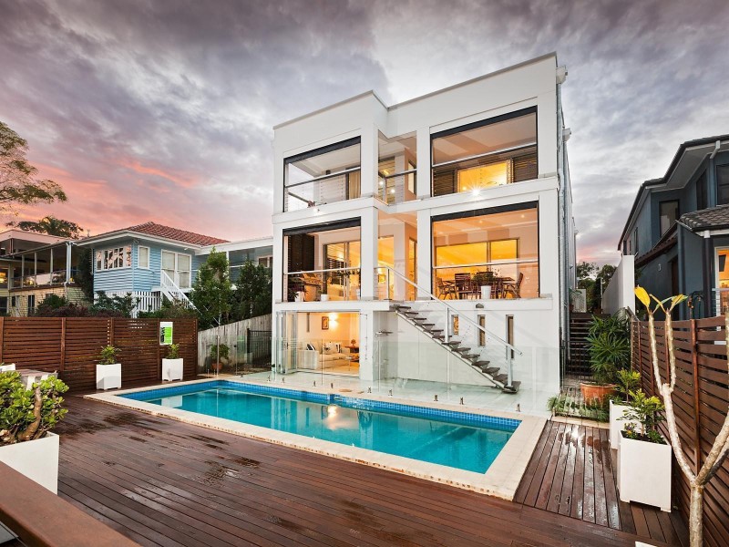 155 Hawken Drive, St Lucia QLD 4067