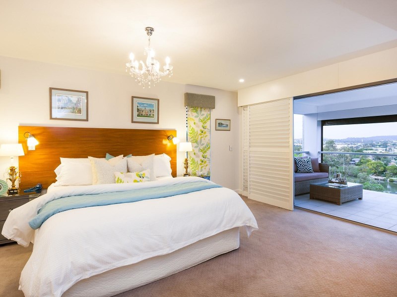 155 Hawken Drive, St Lucia QLD 4067