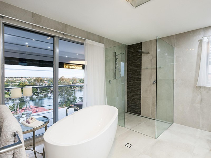 155 Hawken Drive, St Lucia QLD 4067