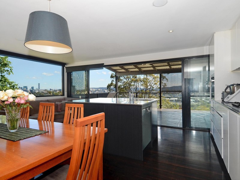 49 Toorak Road, Hamilton QLD 4007