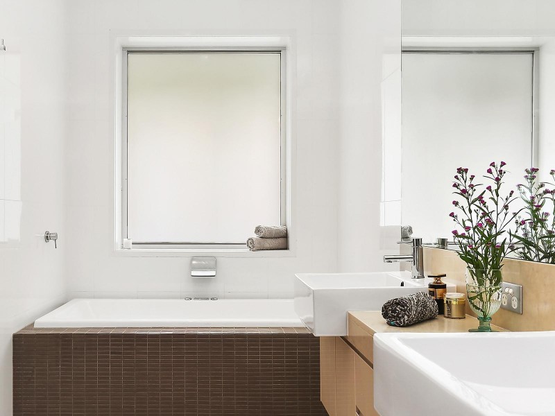 60 Ironside Street, St Lucia QLD 4067