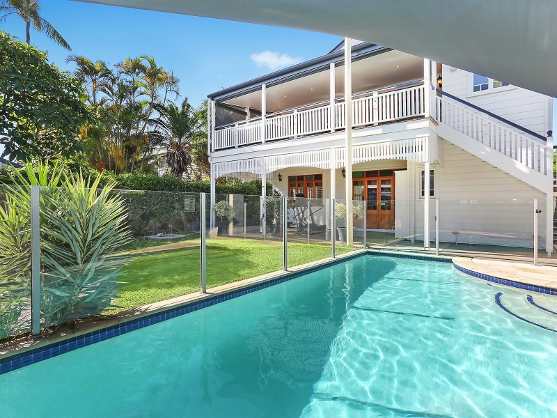 37 Bowley Street, Hendra QLD 4011