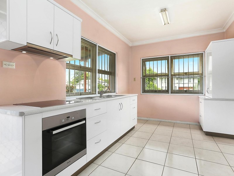 42 Oates Parade, Northgate QLD 4013