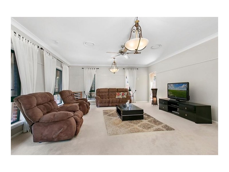 30 Cowell Street, Carindale QLD 4152