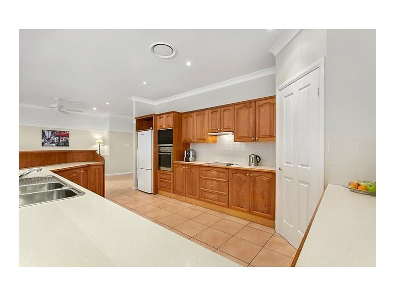 30 Cowell Street, Carindale QLD 4152