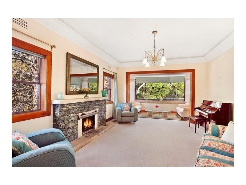 2 Luxor Parade, Roseville NSW 2069