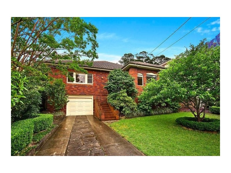 12 Carnarvon Road, Roseville NSW 2069