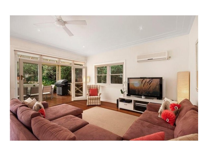 12 Carnarvon Road, Roseville NSW 2069