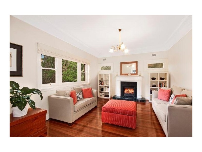 12 Carnarvon Road, Roseville NSW 2069