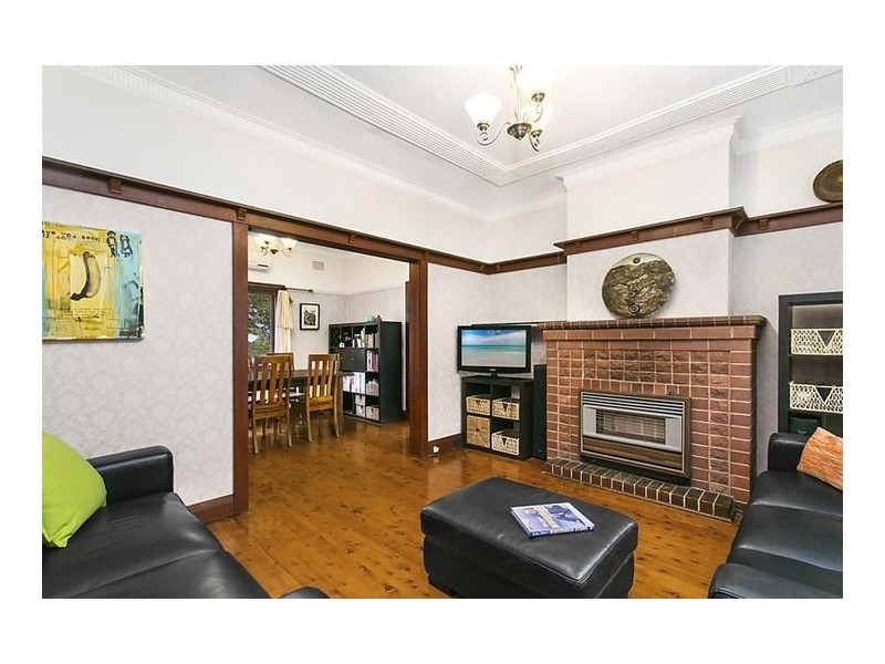 15 Glen Road, Roseville NSW 2069