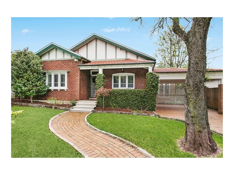 6 Melnotte Avenue, Roseville NSW 2069