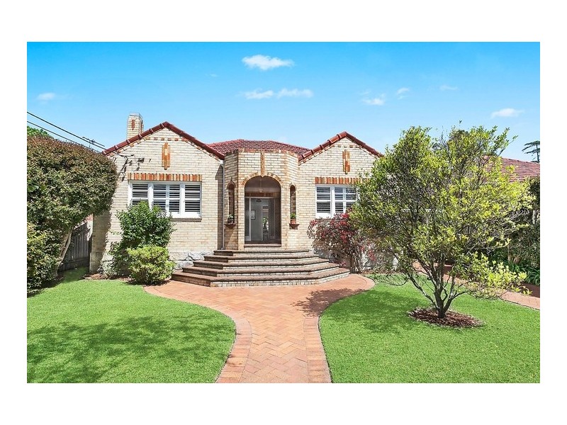 27 Park Avenue, Roseville NSW 2069