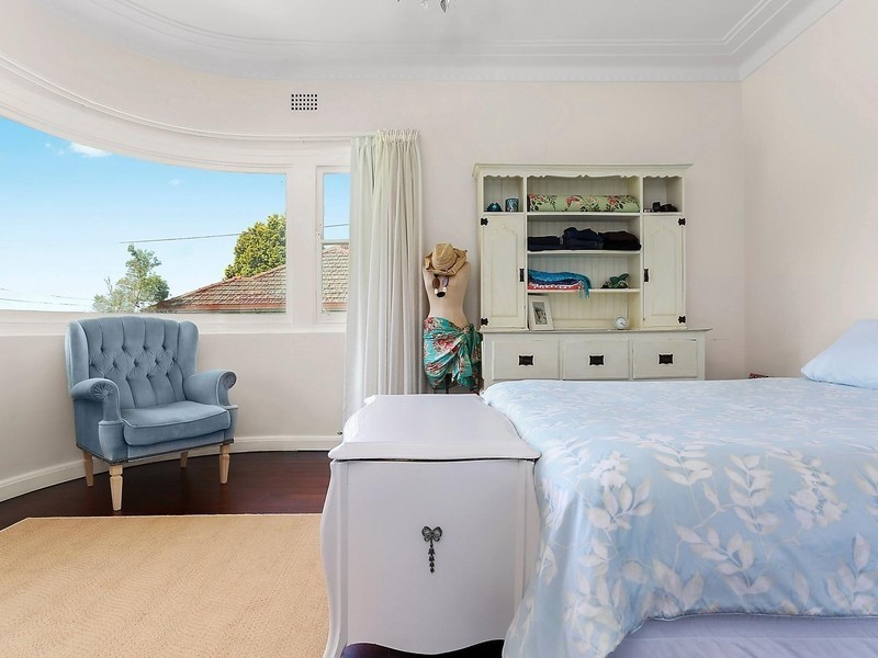 7 Rowe Street, Roseville Chase NSW 2069