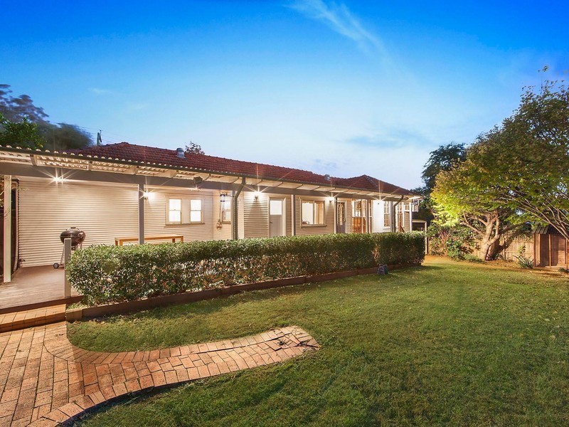 19 Belmore Street East, Oatlands NSW 2117