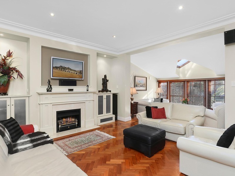 2A Kelburn Road, Roseville NSW 2069