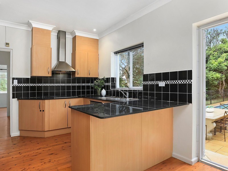 3 Woodlands Avenue, Pymble NSW 2073