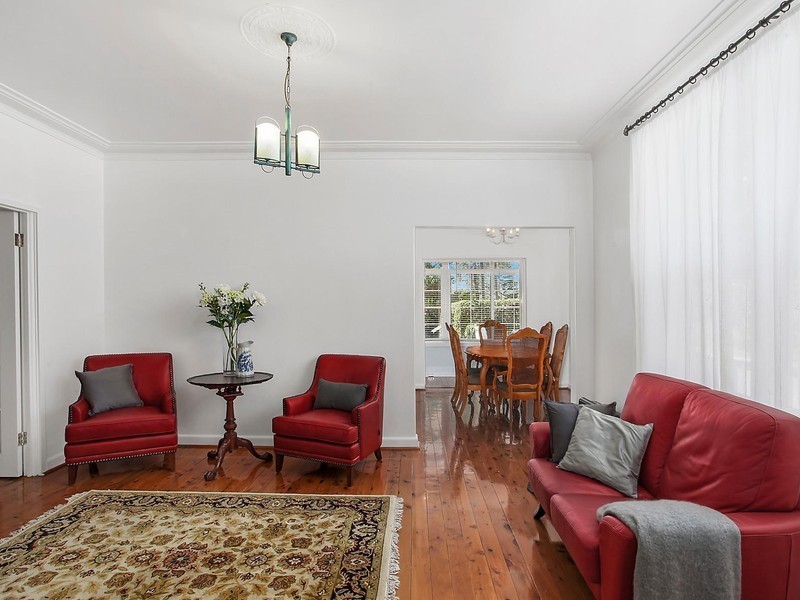 192 Kissing Point Road, Turramurra NSW 2074