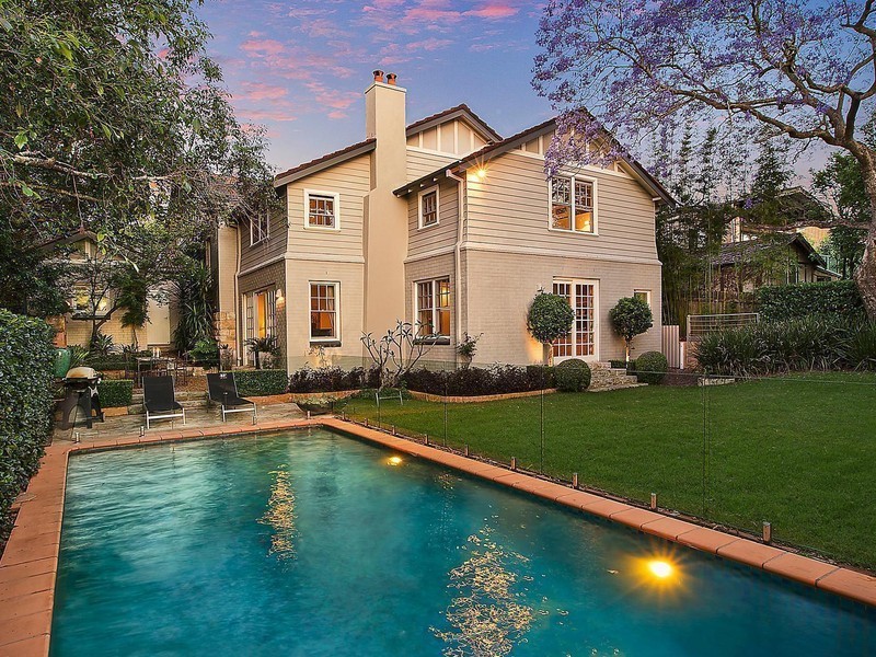 22 Clermiston Avenue, Roseville NSW 2069